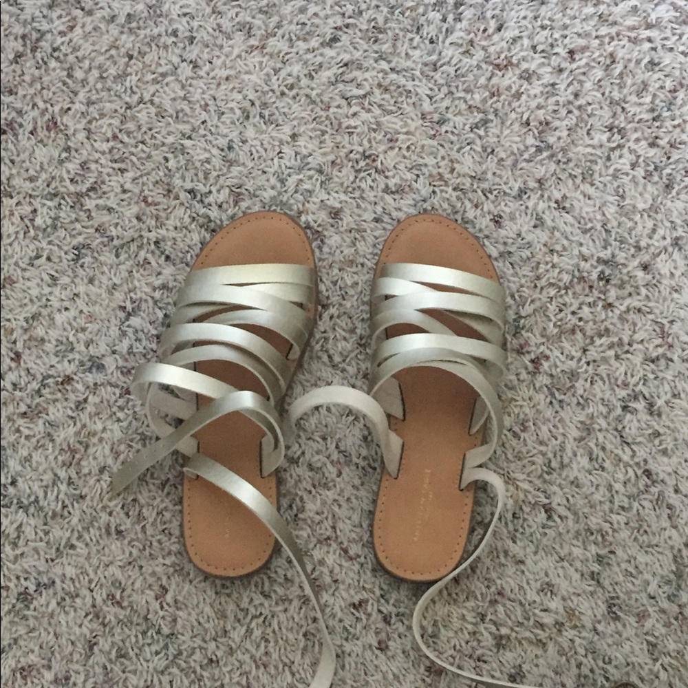 American Eagle sandals